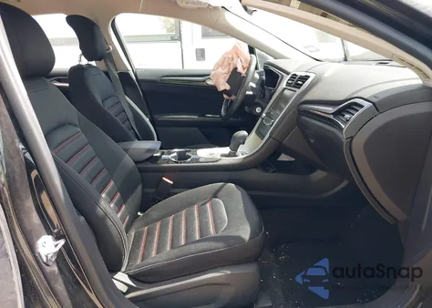 2014 Ford Fusion Se z USA, uszkodzony, nr VIN 3FA6P0HDXER315267